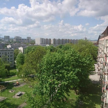 Apartamento Ul. Ugorek Kolo Areny Cracovia Exterior foto