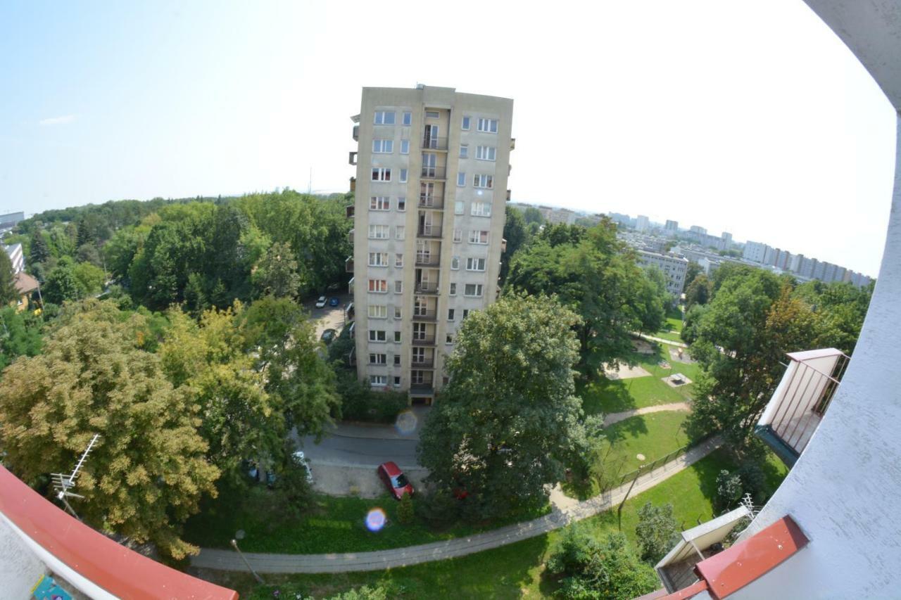 Apartamento Ul. Ugorek Kolo Areny Cracovia Exterior foto